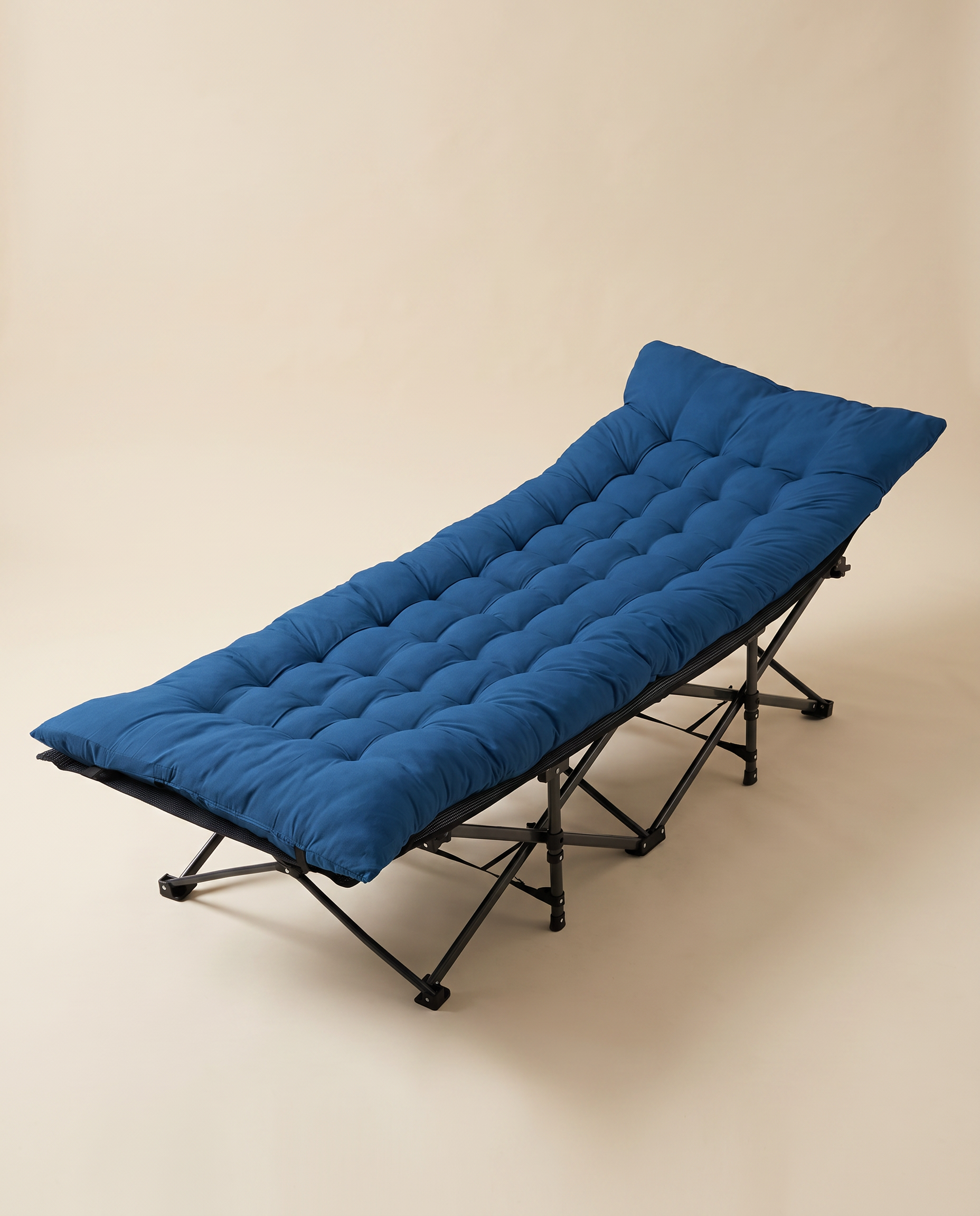 AVORA Summit Camp Cot