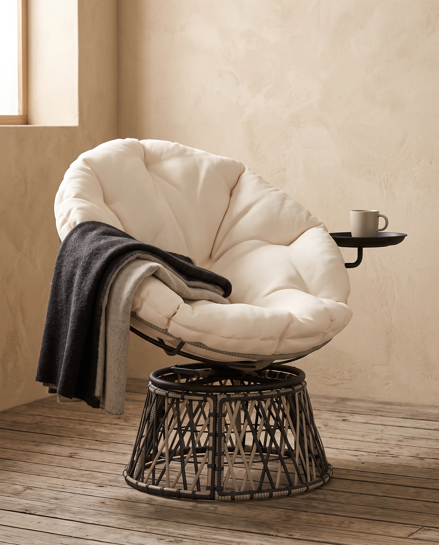 AVORA Nest Lounge Chair